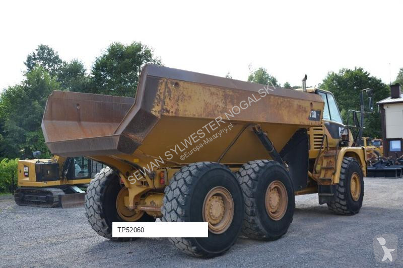 Dumper Caterpillar 730