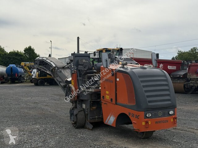 Vägarbeten  W 50 DC Fräsmaschine *3.165 BTH