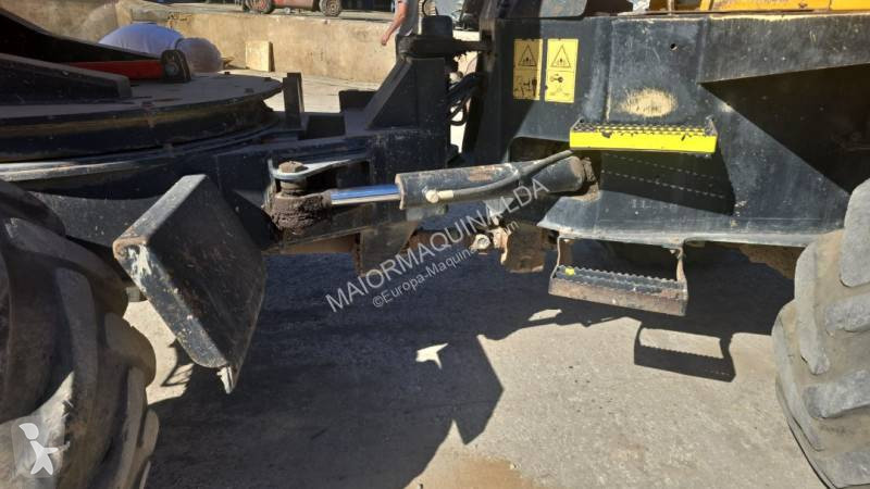 Tippvagn JCB 6TST