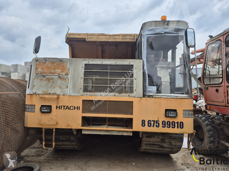Tombereau Hitachi CG 150