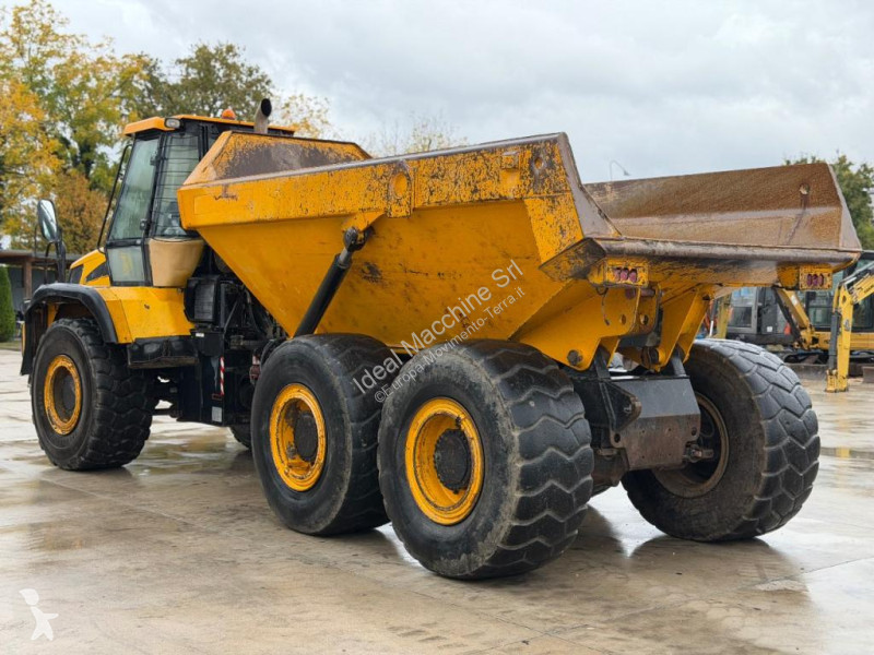 عربة قلابة JCB ADT722