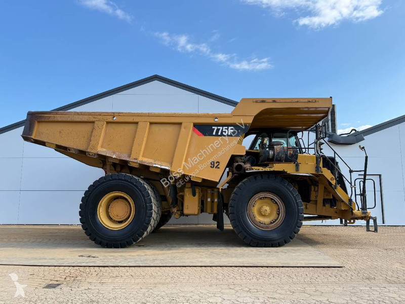 عربة قلابة Caterpillar - German Machine / Auto...