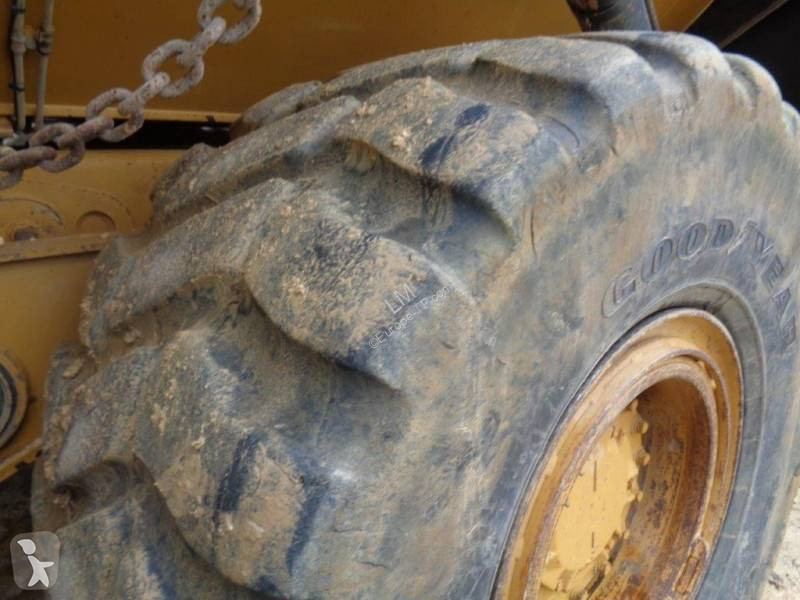 Dumper Caterpillar 11000 heures
