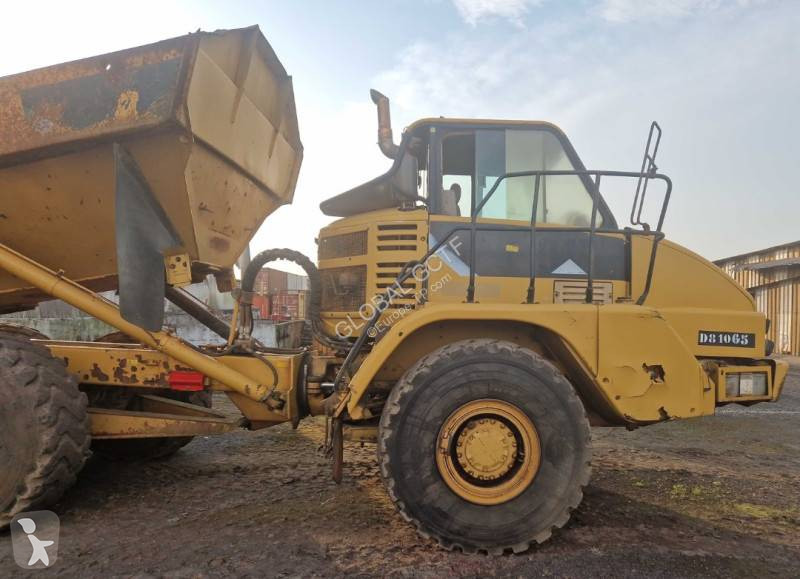 Dumper Caterpillar