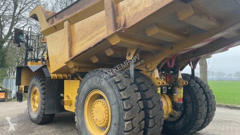 Dumper Caterpillar 770