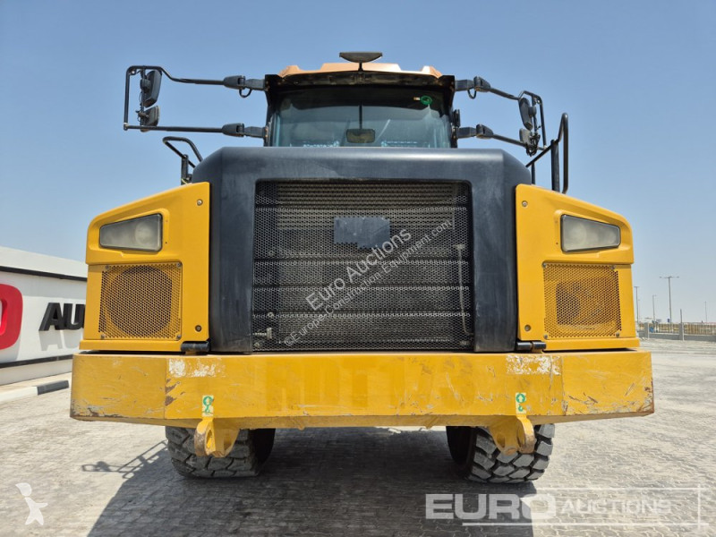 Basculantă Caterpillar 745