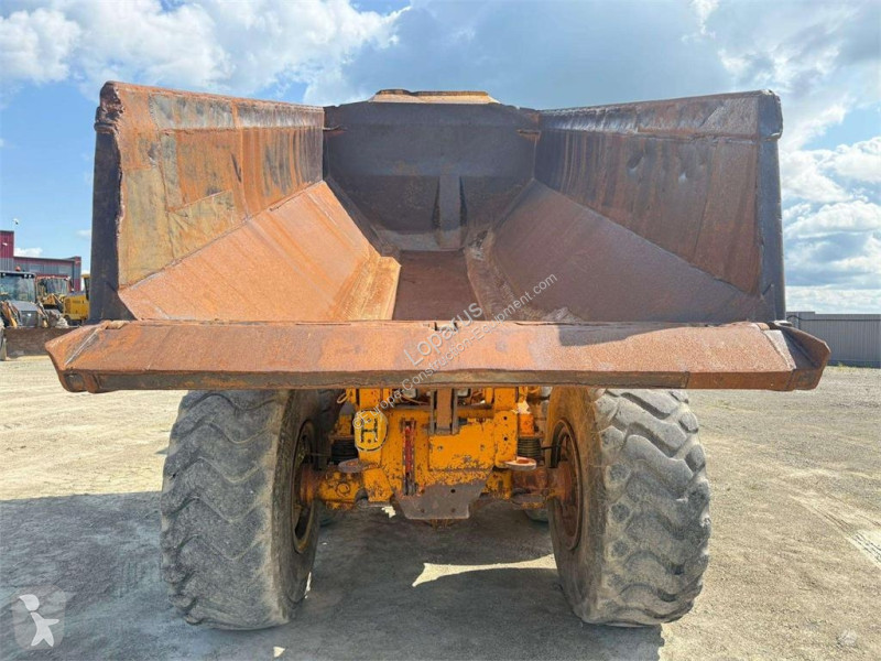 Basculantă Volvo Nr. 5