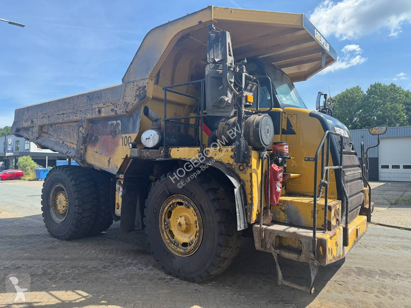 Dumper Caterpillar ( GERMAN MACHINE )