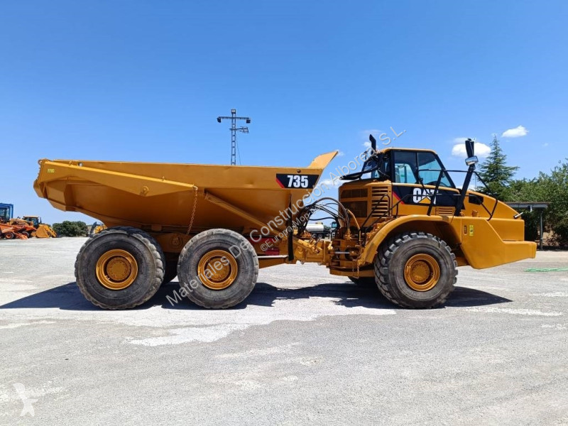 Dumper Caterpillar 735