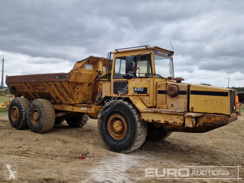 Basculantă Volvo