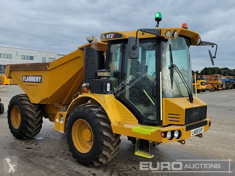 Basculantă Hydrema 912F