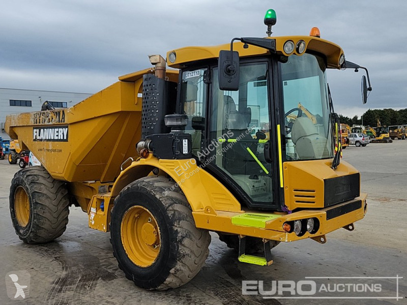Basculantă Hydrema 912F