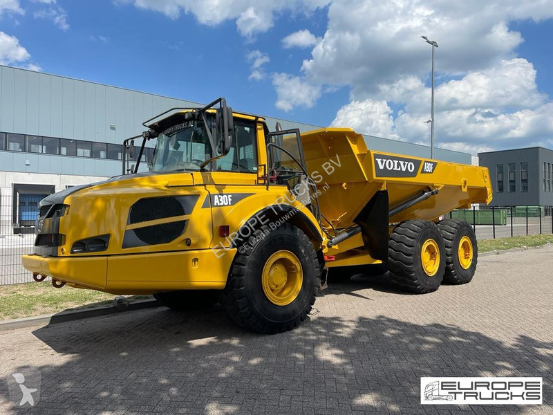 Højsidet godsvogn Volvo 6x6 - Good Tyres