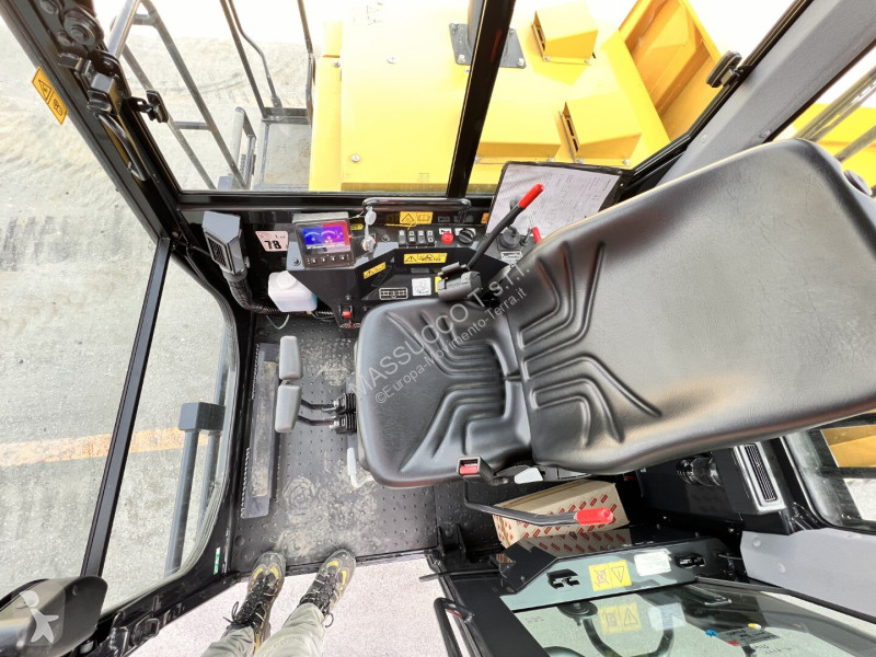 Sklápač Yanmar 5A