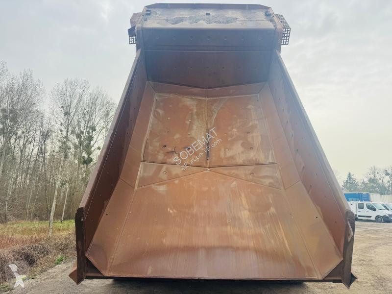 Tombereau Terex