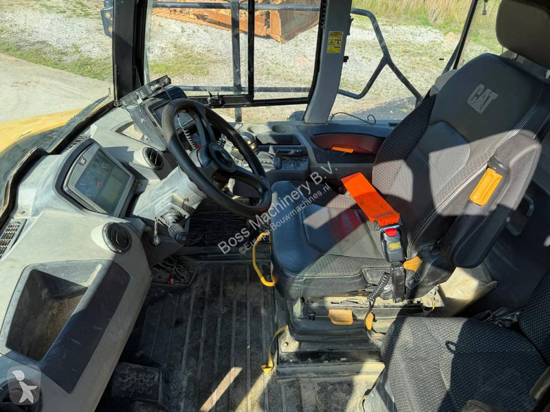 Sklápač Caterpillar 745 - LOCATED IN...