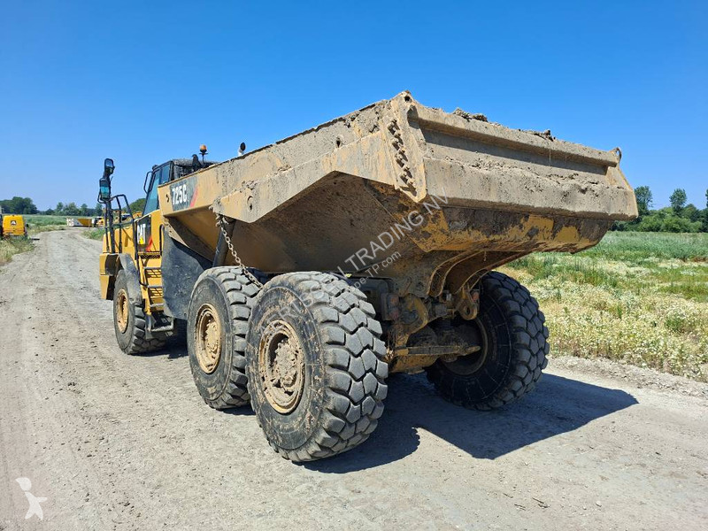 عربة قلابة Caterpillar C2