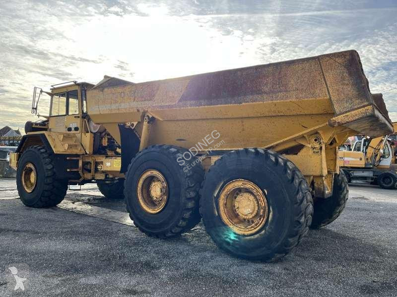 عربة قلابة Volvo 6X6