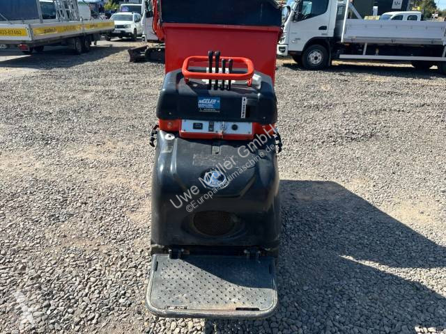 Sklápěčka Kubota Minidumper netto 6.500 EUR