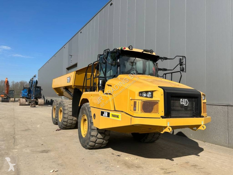 Tombereau Caterpillar 730