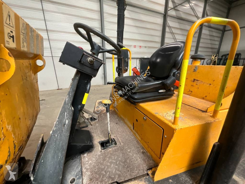 عربة قلابة JCB 6 TST