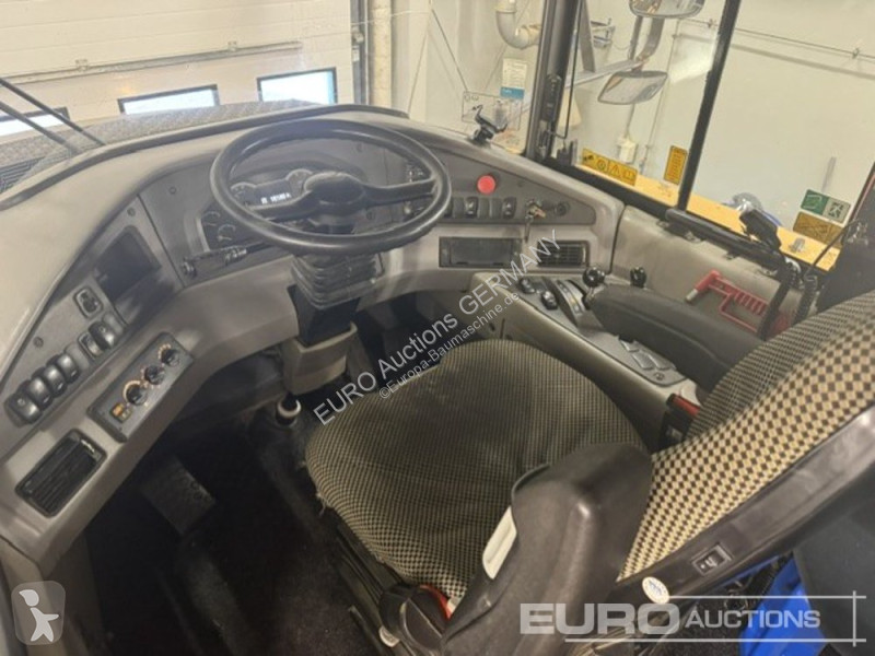 عربة قلابة Volvo G