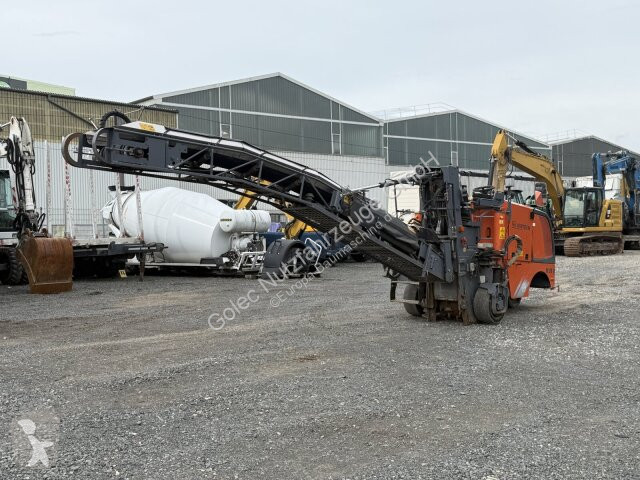 Vägarbeten  W 50 DC Fräsmaschine *3.165 BTH