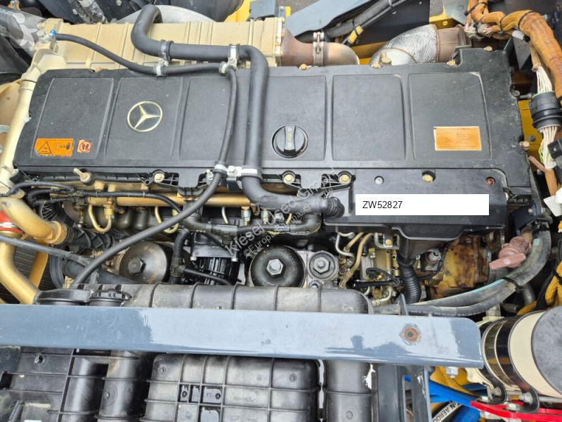 عربة قلابة Bell B45E