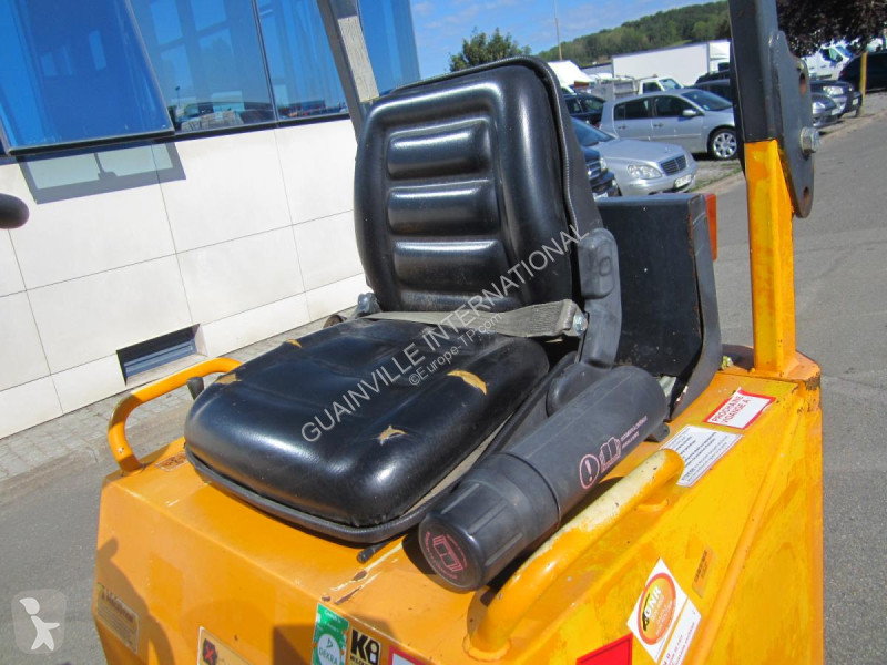 Basculantă Thwaites  MACH 202