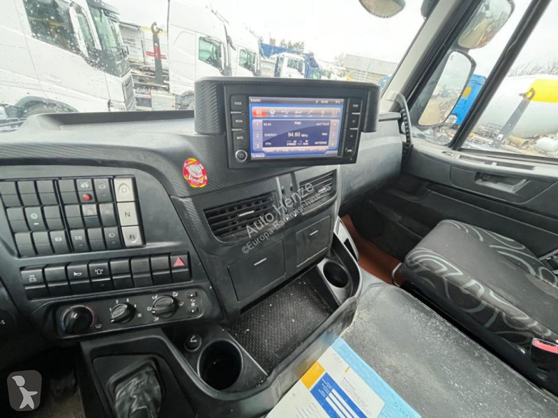 Camion Iveco TRACKER AD450TW 4 Achs...