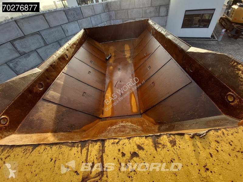 Dumper Caterpillar TAIL GATE