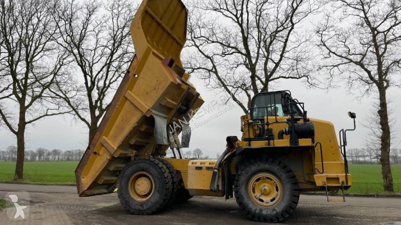 Dumper Caterpillar 770