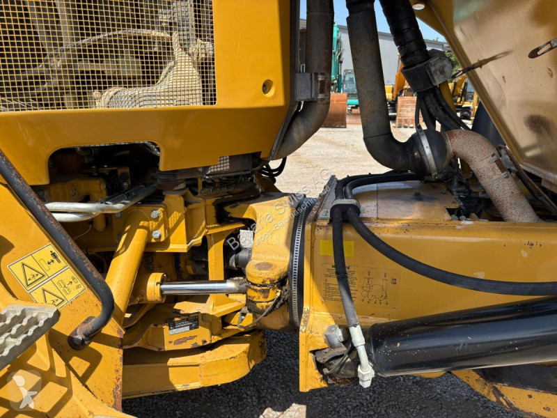 Dumper Caterpillar