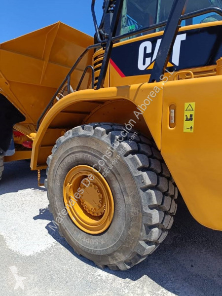 Dumper Caterpillar 735