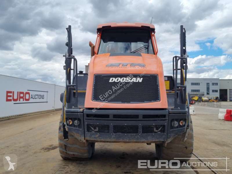 Basculantă Doosan