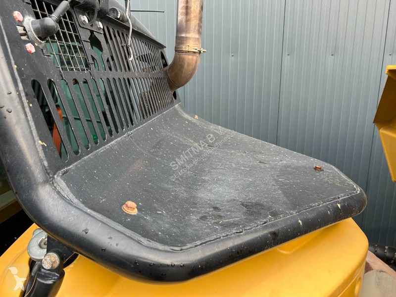 عربة قلابة Caterpillar C