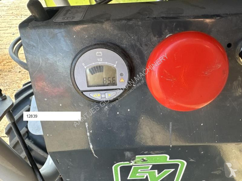 Sklápač  B450G 24 volt - Gebruikt
