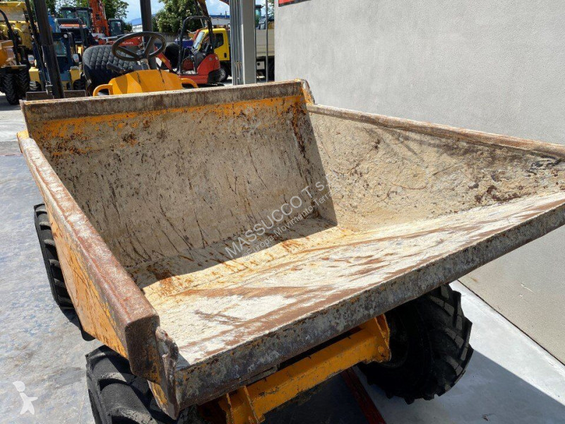 عربة قلابة Thwaites MACH570