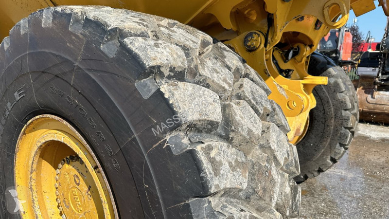 عربة قلابة Bell B50E 6X6
