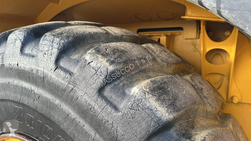 عربة قلابة Bell B25E 6x6