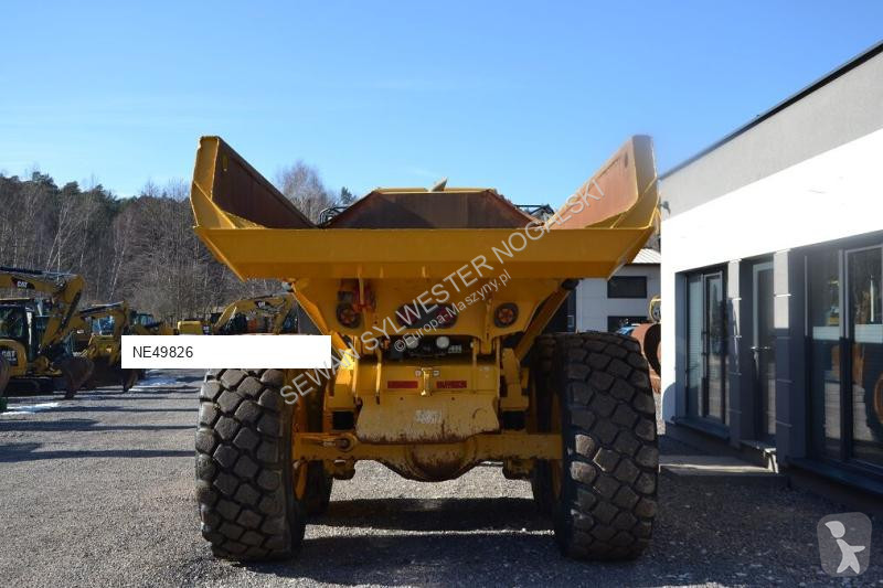 عربة قلابة Bell B25 E