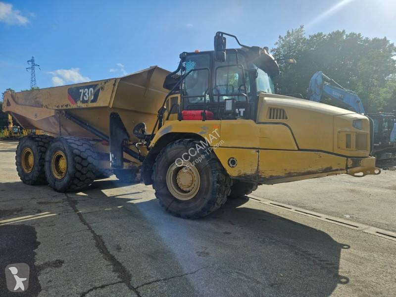 Sklápač Caterpillar 730 C