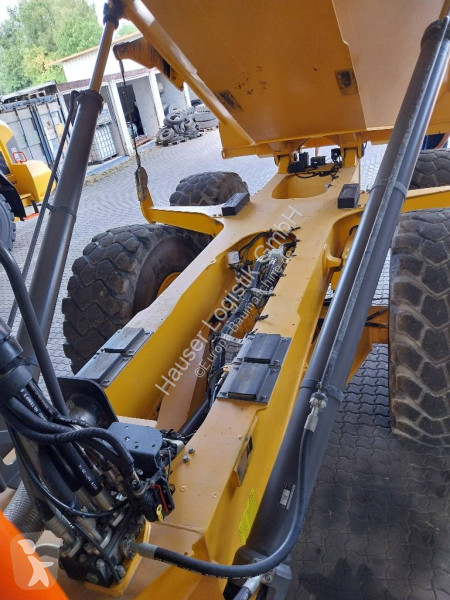 عربة قلابة Volvo Dumper  G
