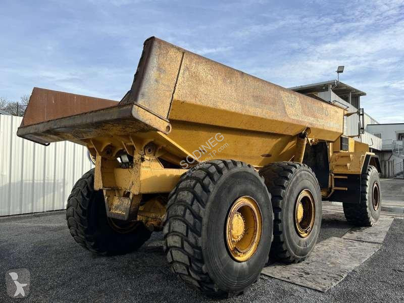 عربة قلابة Volvo 6X6