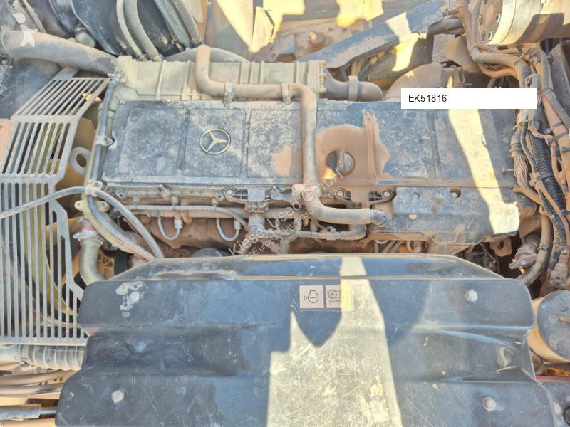 عربة قلابة Bell B45E