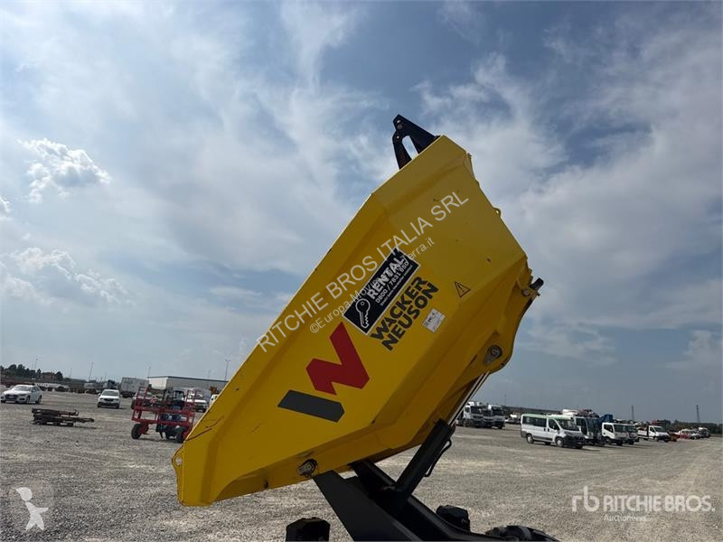 Самоскид Wacker Neuson DW60-2 *C 4x4 Swivel Dumper