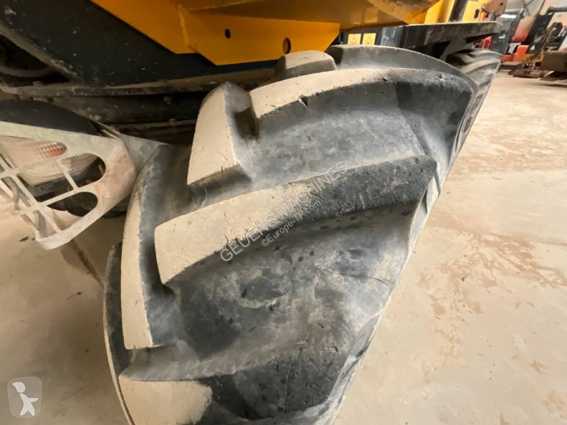 عربة قلابة JCB 6 TST