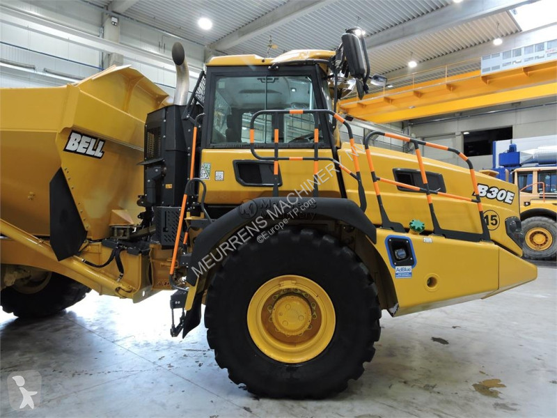 عربة قلابة Bell B30E