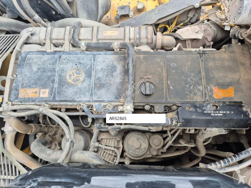 عربة قلابة Bell B60E