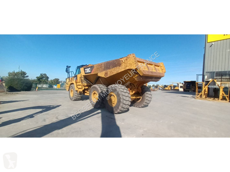 Дъмпер Caterpillar